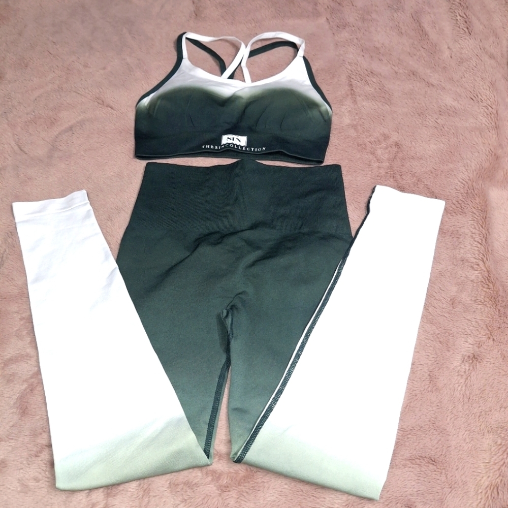 SIN Collection/ Green And White Activewear Set- W Sz Medium - Picture 1 of 7